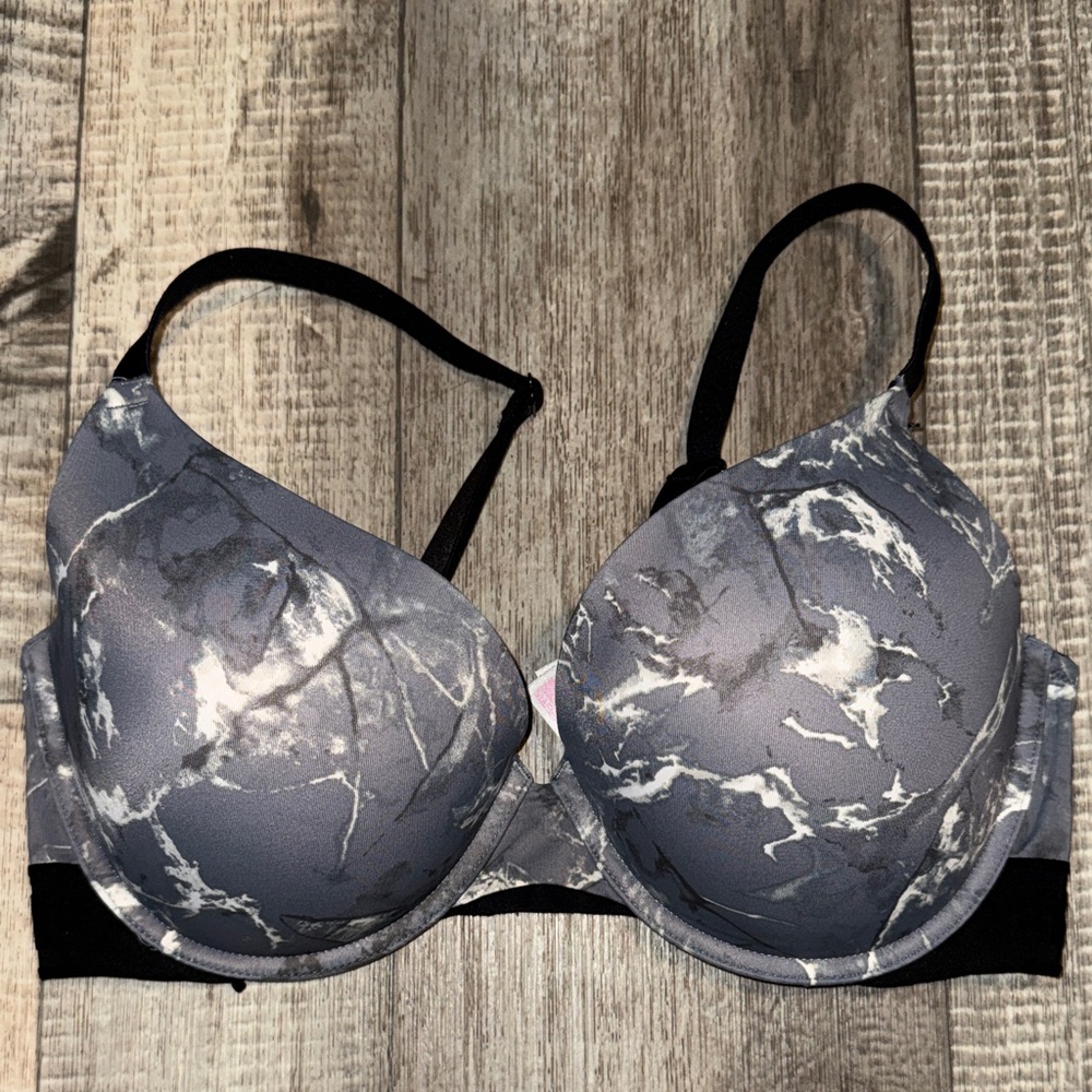 PINK Victoria's Secret Gray Marble Bra size 36DD